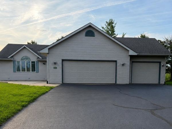 7650 Hawks Ridge Road, MACHESNEY PARK, IL 61115