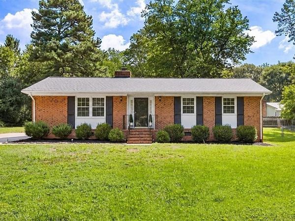 104 Wesleyan Drive, Jamestown, NC 27282