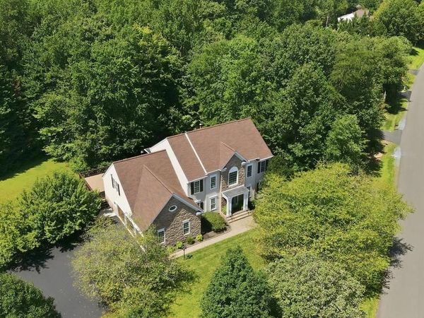 8000 PINNACLE RIDGE DRIVE, MANASSAS, VA 20112