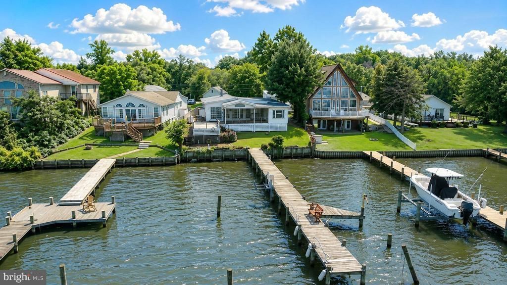 3704 EDGEWATER PLACE, DUNDALK, MD 21222