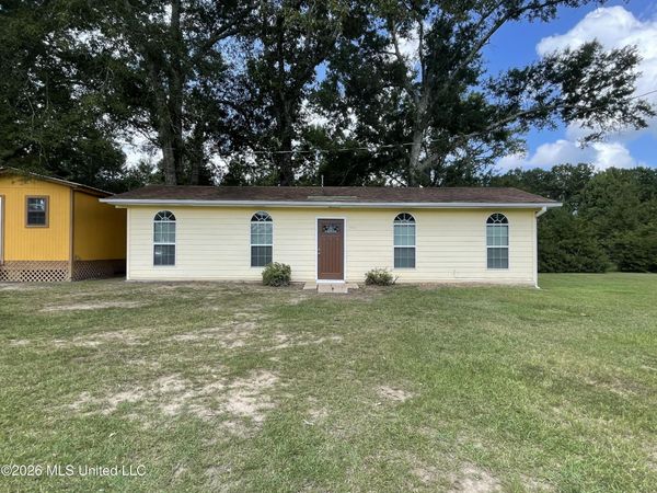 1111 Old Brookhaven Road, Summit, MS 39666