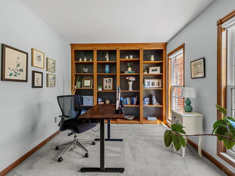 995 Nottingham Drive, Cincinnati, OH 45255 Photo 6