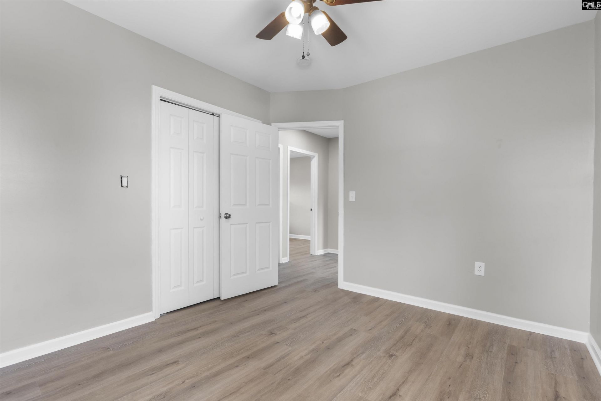 7029 Caludia Dr Photo 12