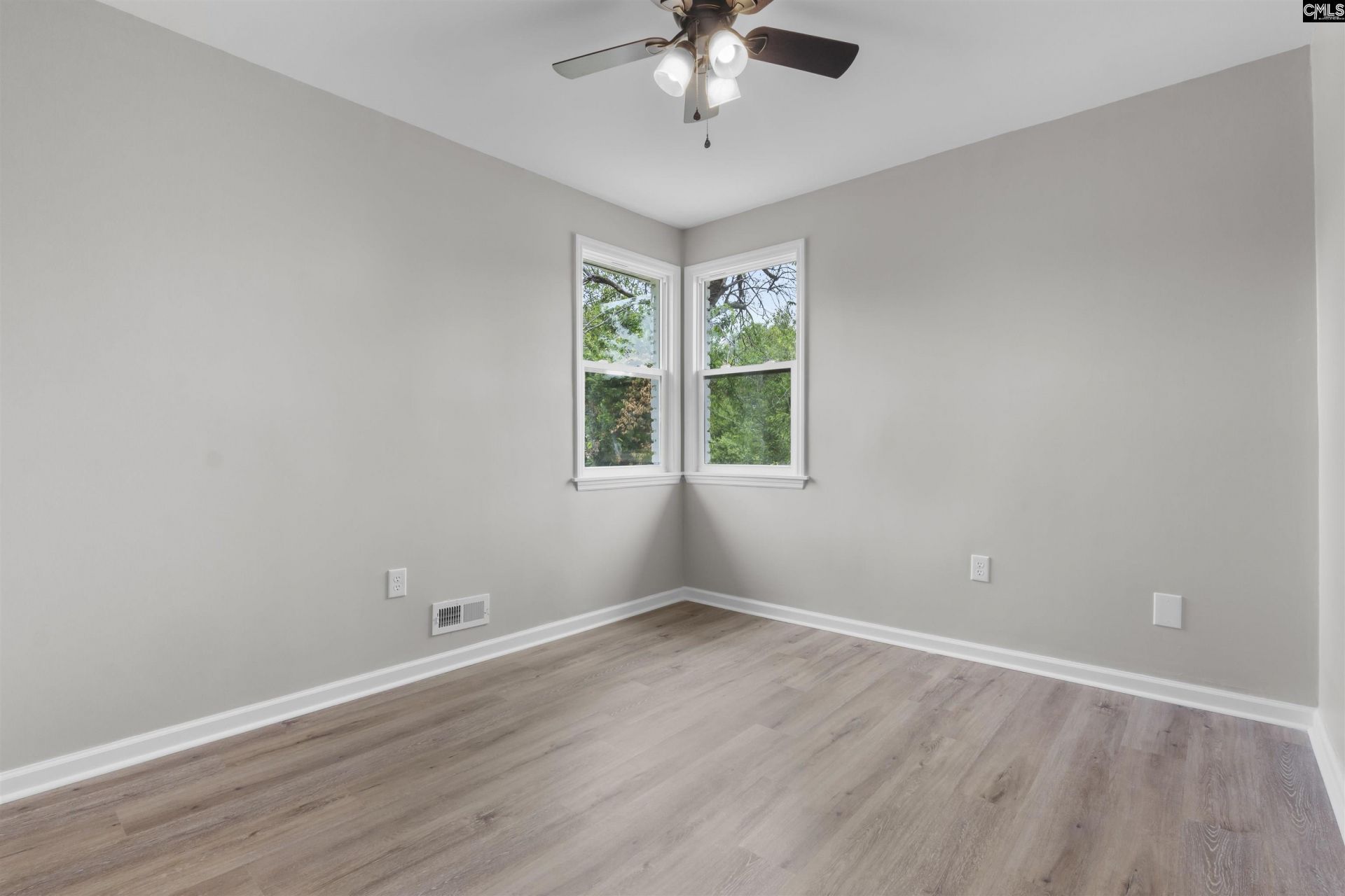 7029 Caludia Dr Photo 13