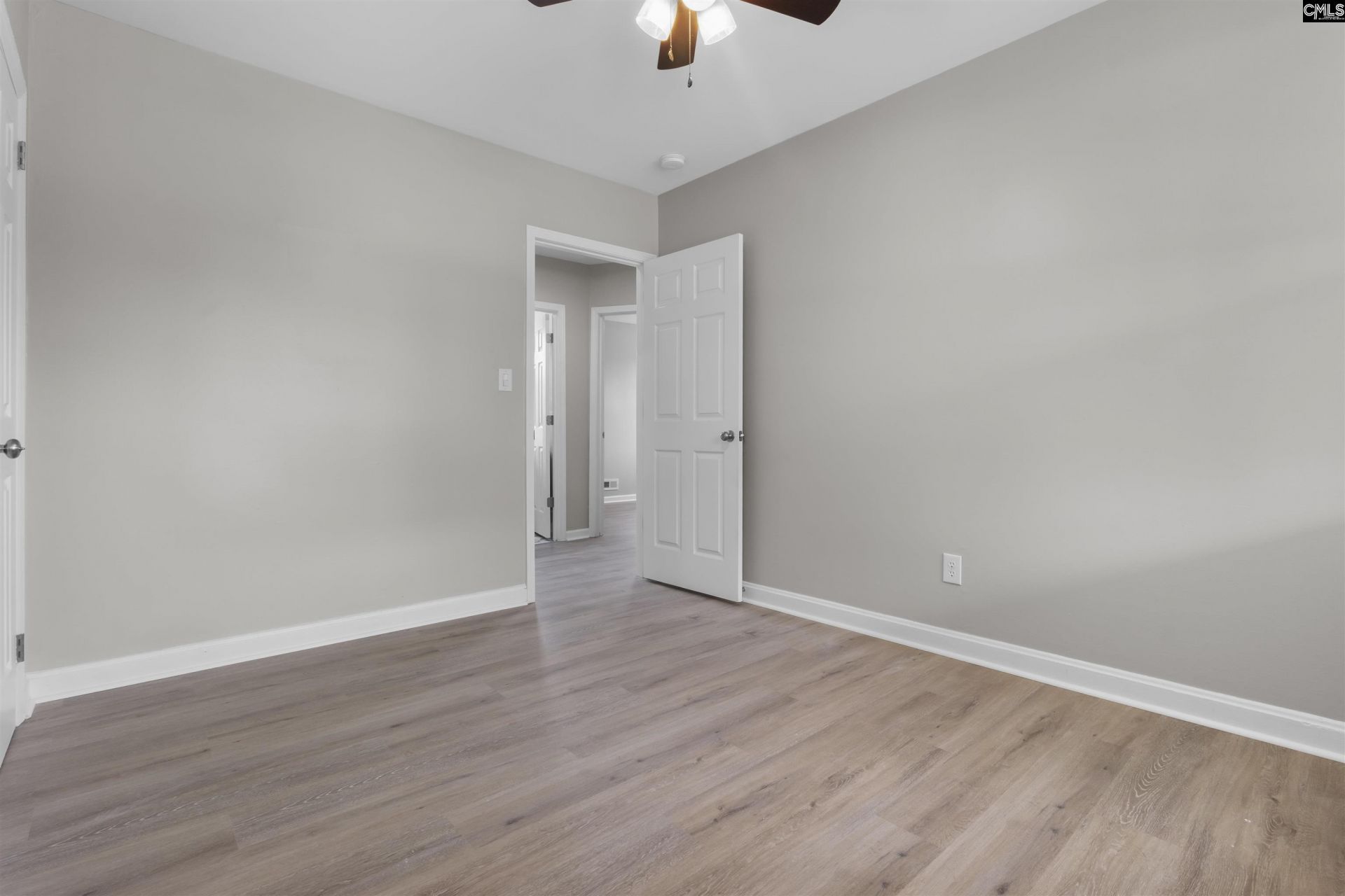 7029 Caludia Dr Photo 18