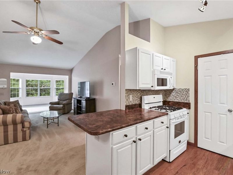 2870 Shakespeare Lane , Avon, OH 44011 Photo 17