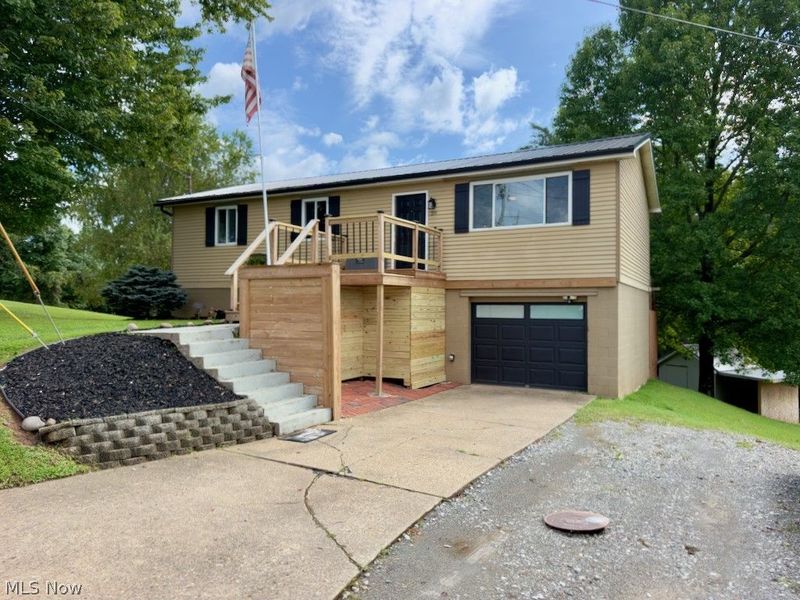 29 Hickory Drive, Little Hocking, OH 45742 Photo 1