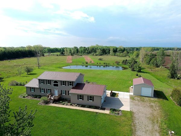 9227 Yager Road, Columbus, MI 48063