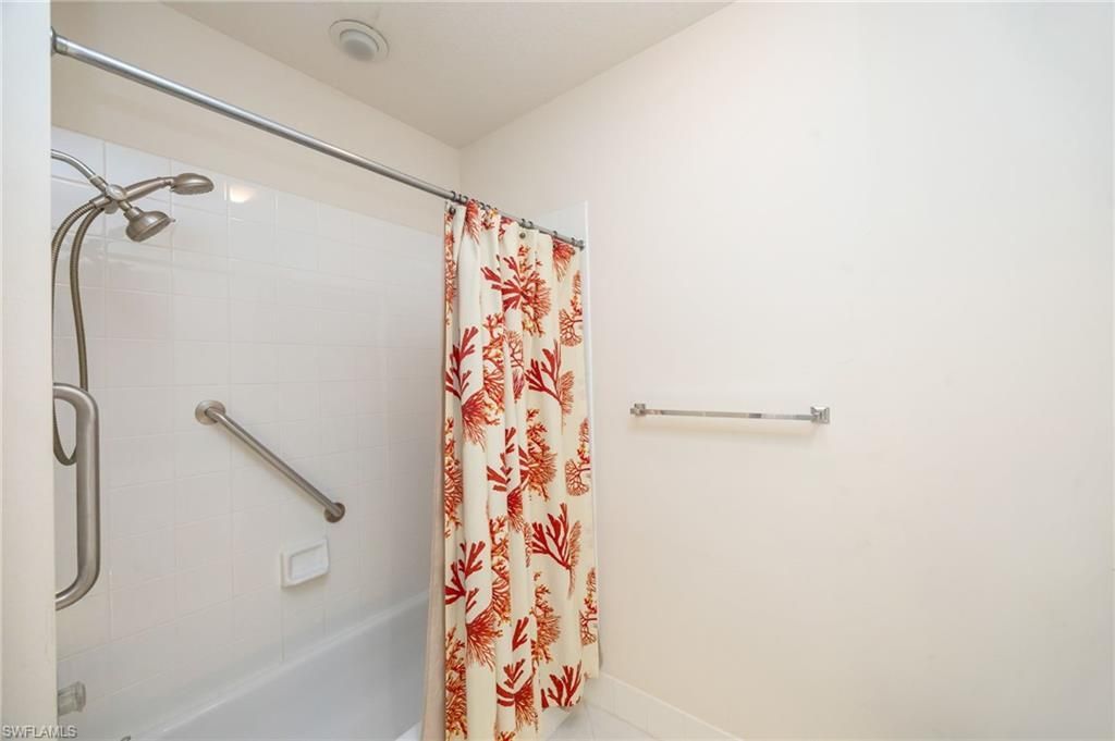 5429 Cove Cir , Unit 109, Naples, FL 34119 Photo