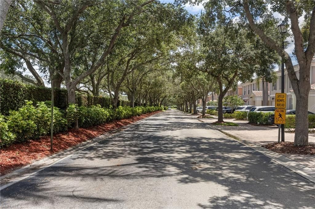 5429 Cove Cir , Unit 109, Naples, FL 34119 Photo