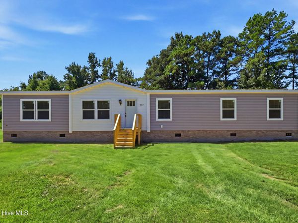 541 Sycamore Drive, Burgaw, NC 28425