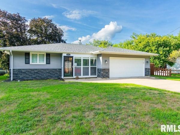 6884 BASS Road, Manito, IL 61546