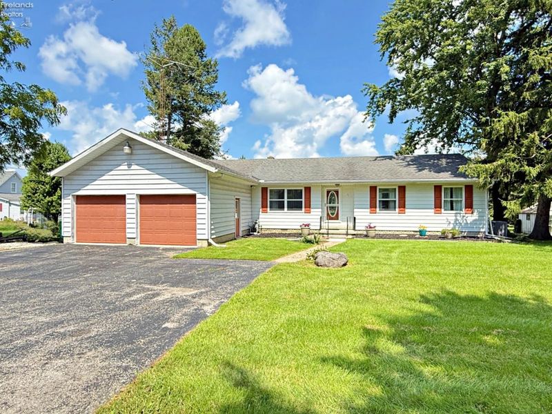 5681 W Tiffin Street, Bascom, OH 44809 Photo 3