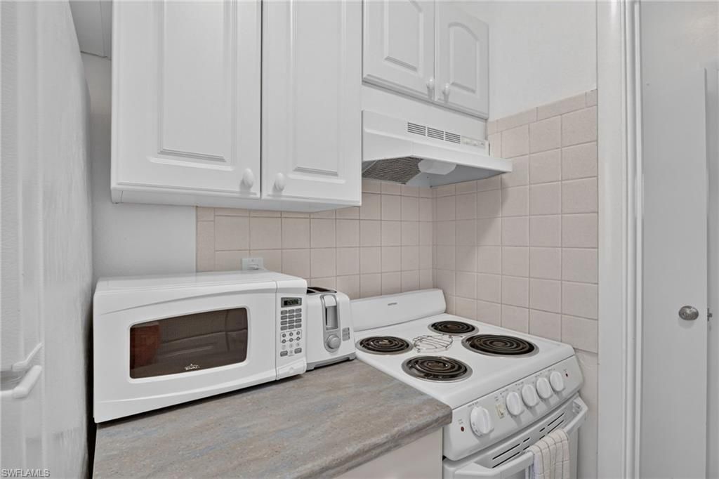 534 4th Ave S, Unit 3, Naples, FL 34102 Photo