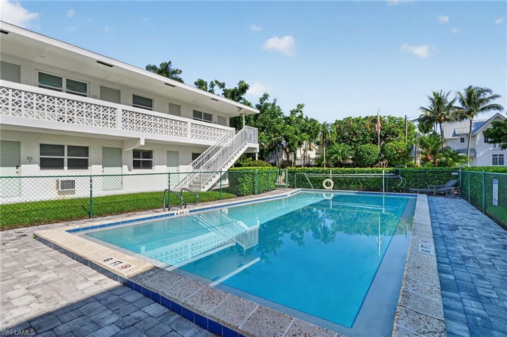 534 4th Ave S, Unit 3, Naples, FL 34102 Photo