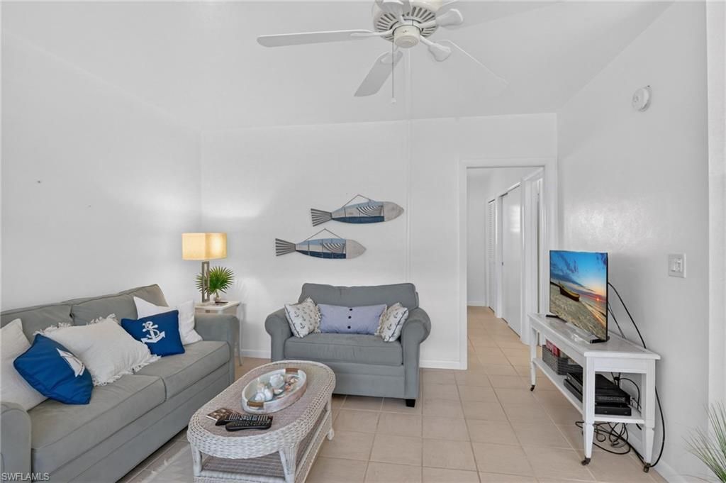 534 4th Ave S, Unit 3, Naples, FL 34102 Photo
