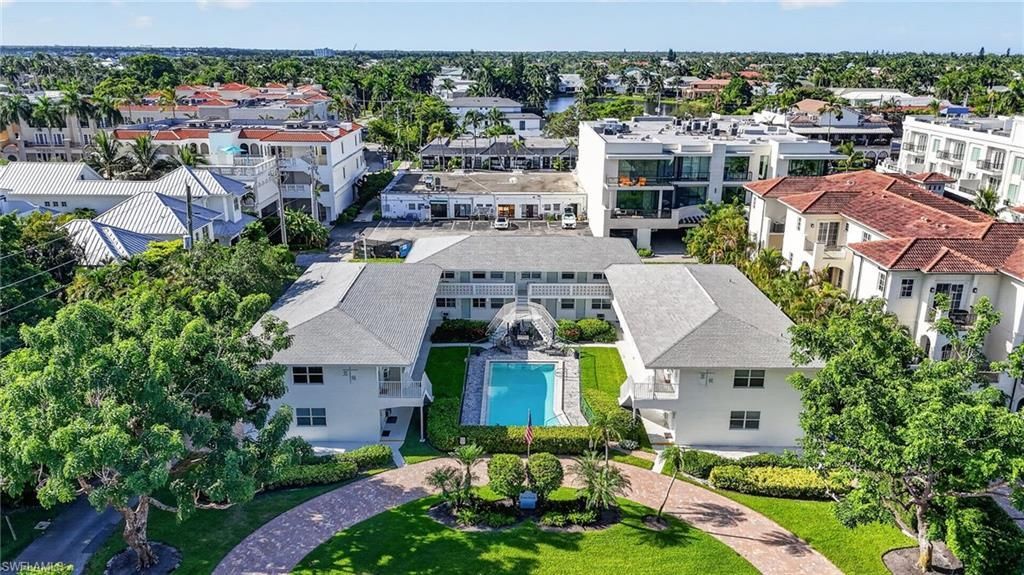 534 4th Ave S, Unit 3, Naples, FL 34102 Photo
