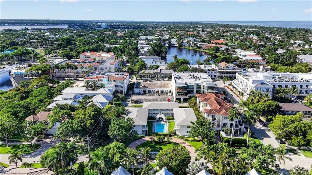 534 4th Ave S, Unit 3, Naples, FL 34102 Photo