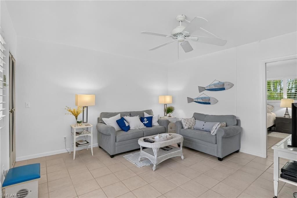534 4th Ave S, Unit 3, Naples, FL 34102 Photo