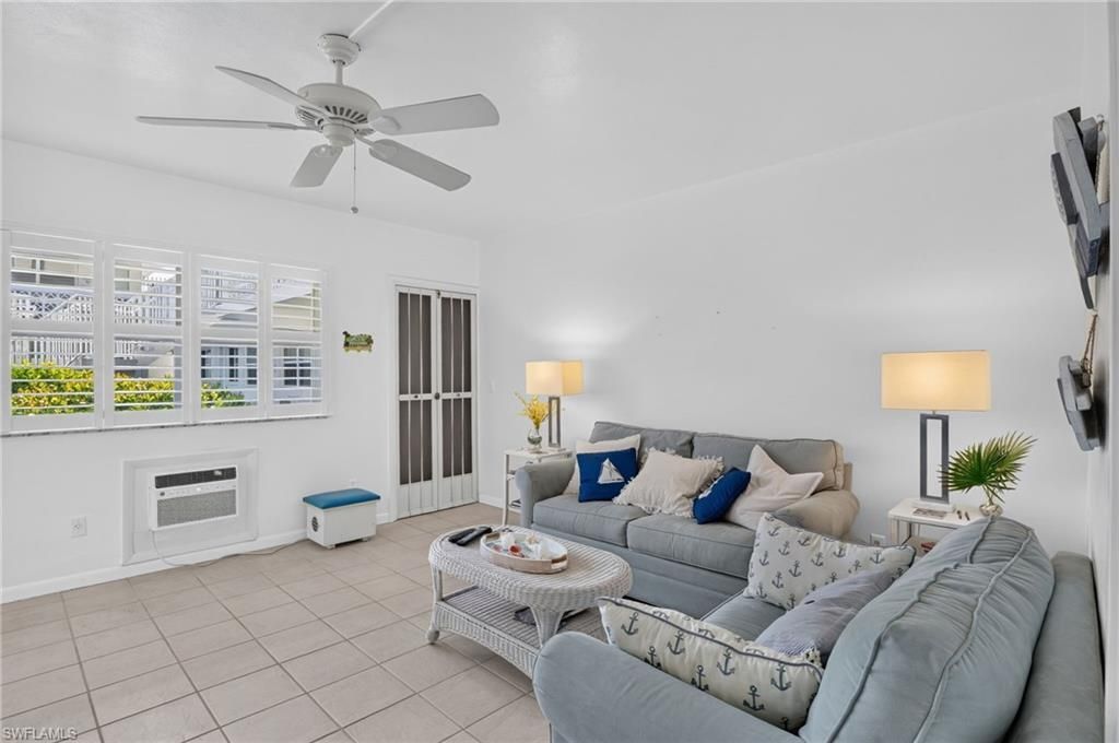 534 4th Ave S, Unit 3, Naples, FL 34102 Photo