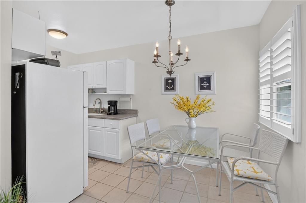 534 4th Ave S, Unit 3, Naples, FL 34102 Photo
