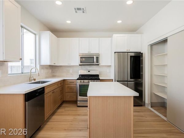 5116 Yellow Dawn Court, Las Vegas, NV 89130