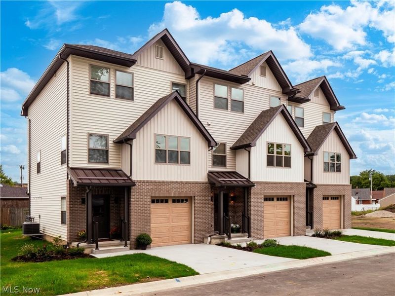 3274 Warren Road, Unit 2, Cleveland, OH 44111 Photo 1