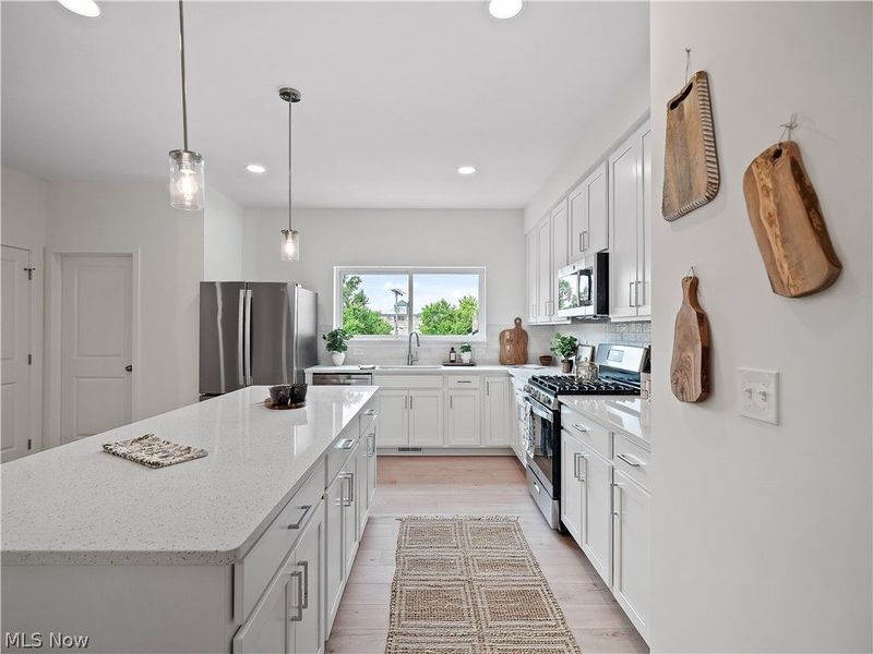 3274 Warren Road , Unit 2, Cleveland, OH 44111 Photo 22