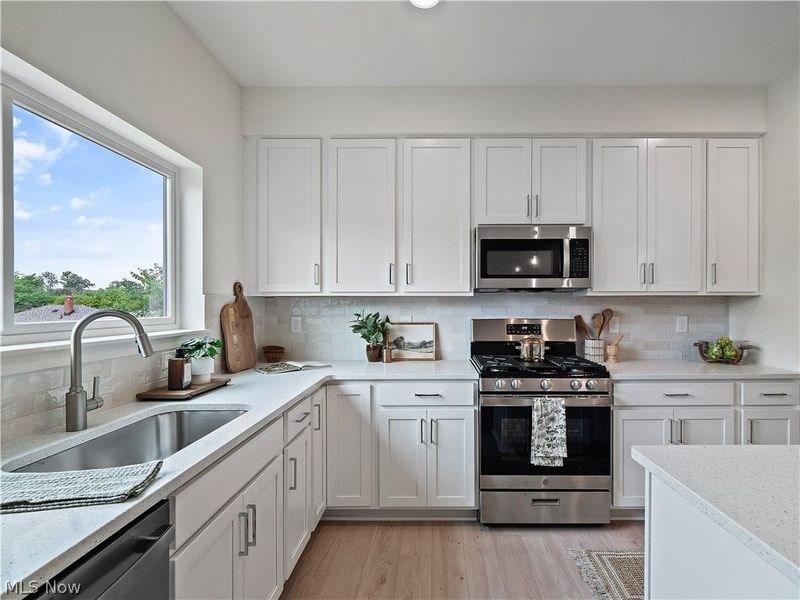 3274 Warren Road , Unit 2, Cleveland, OH 44111 Photo 27