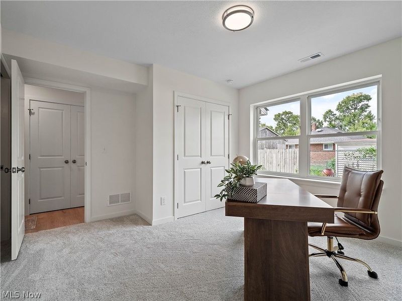 3274 Warren Road , Unit 2, Cleveland, OH 44111 Photo 8