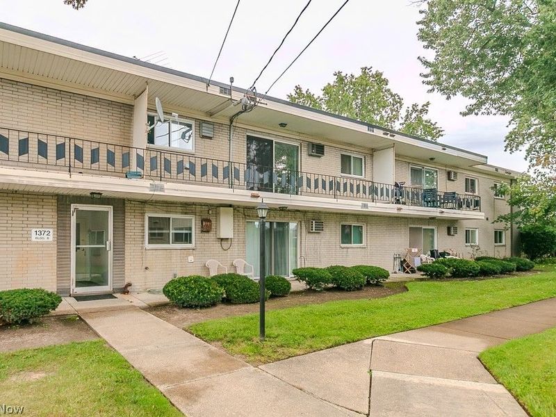 1372 Golden Gate Boulevard , Unit B204, Mayfield Heights, OH 44124 Photo 1