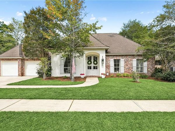 786 CLAIRE Drive , Mandeville, LA 70471