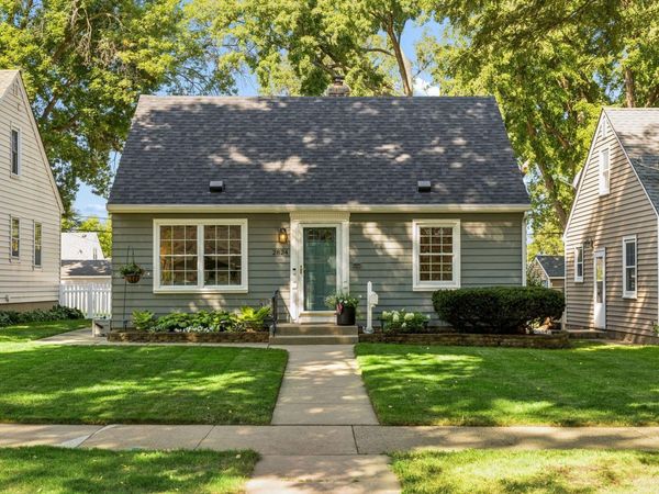 2824 Idaho Avenue S, Saint Louis Park, MN 55426