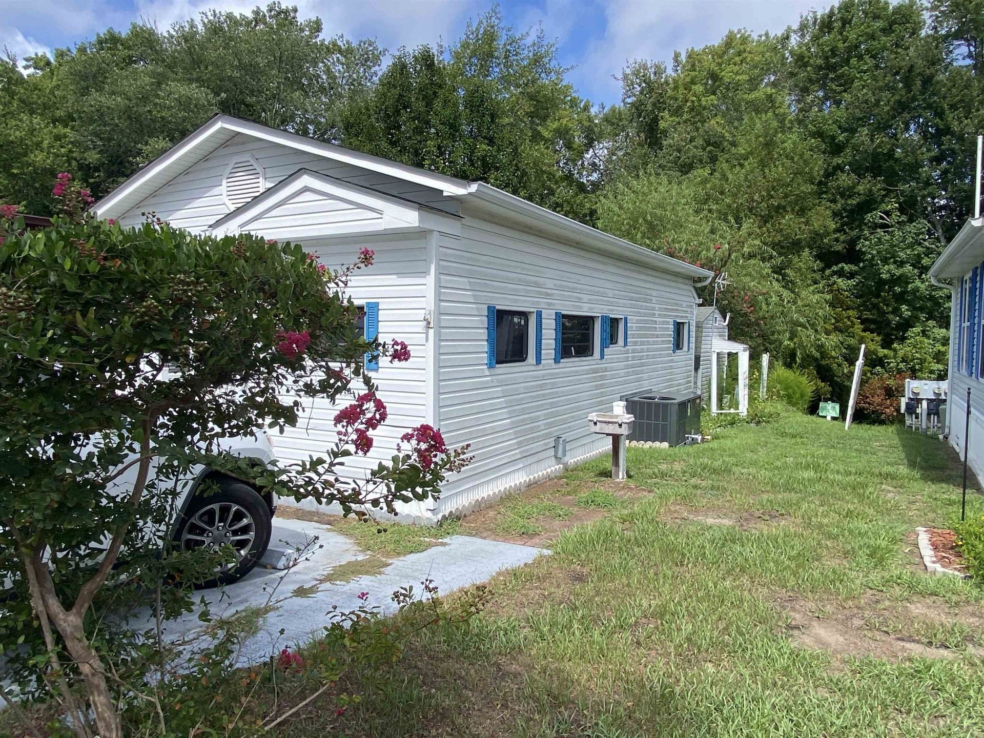 5400 Little River Neck Rd. Photo 18
