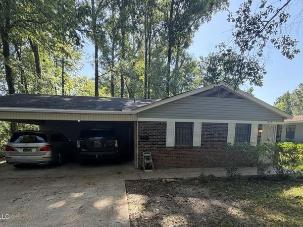 5552 Crepe Myrtle Drive, Jackson, MS 39206