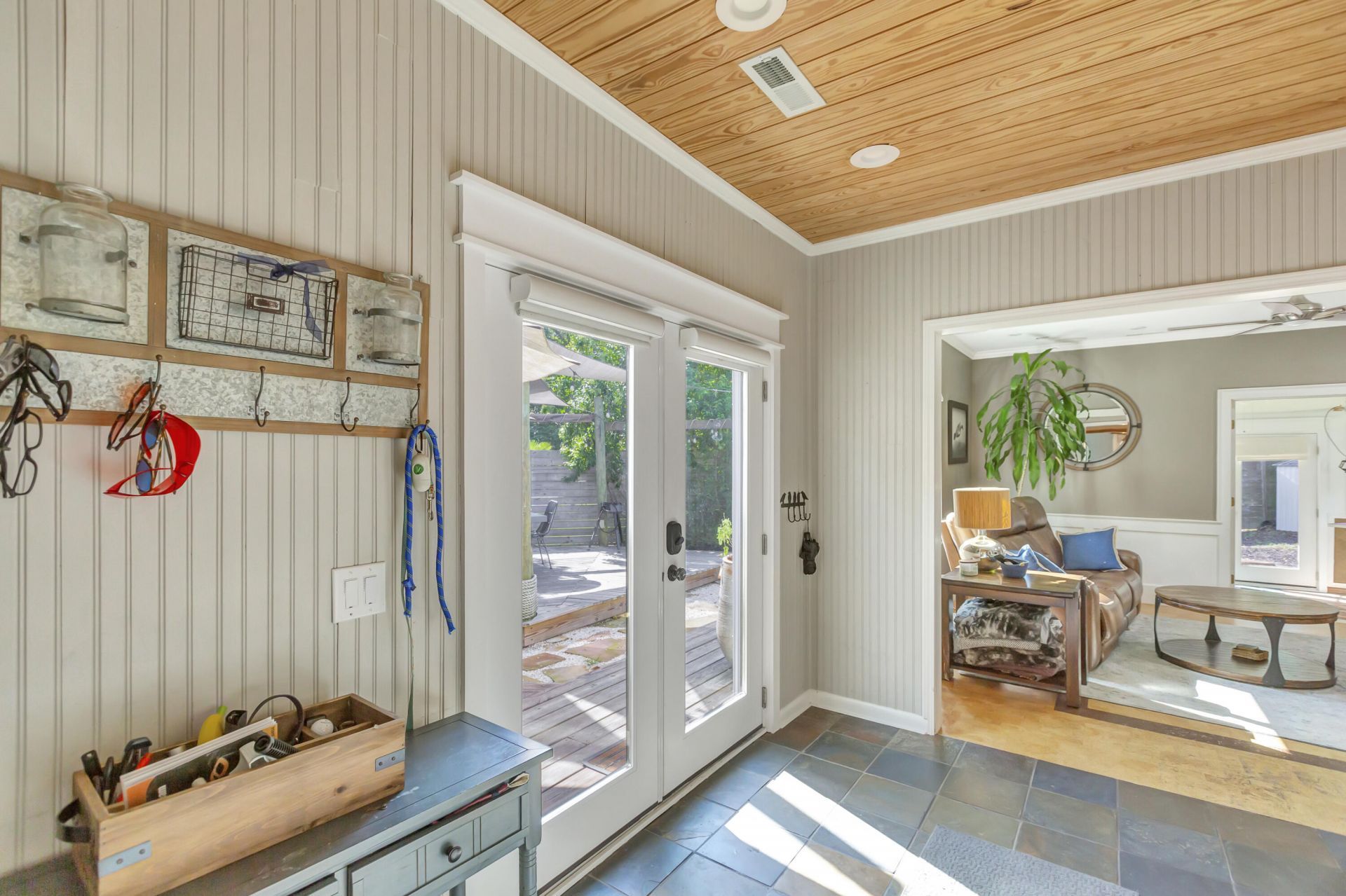 33 Anita Drive Photo 10
