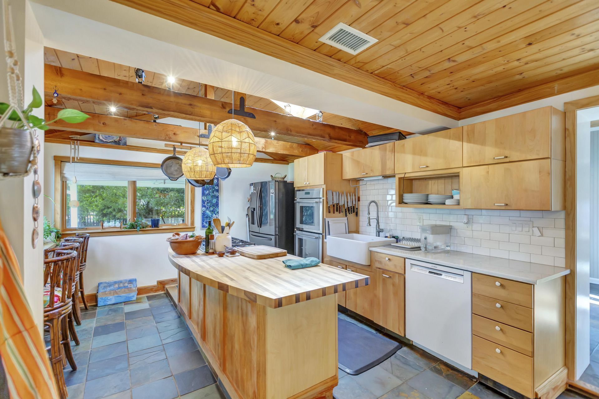 33 Anita Drive Photo 9