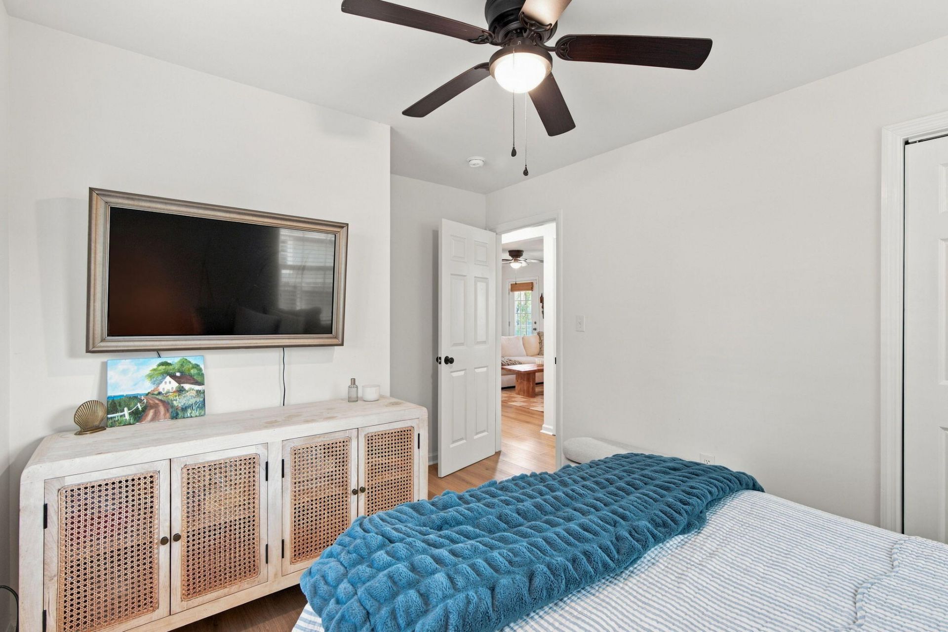 4606 Holmes Avenue Photo 21