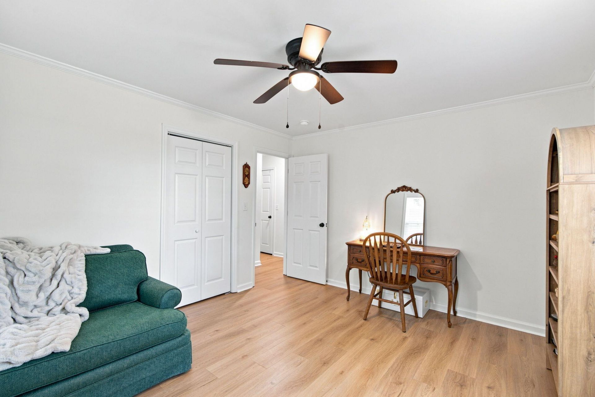 4606 Holmes Avenue Photo 23