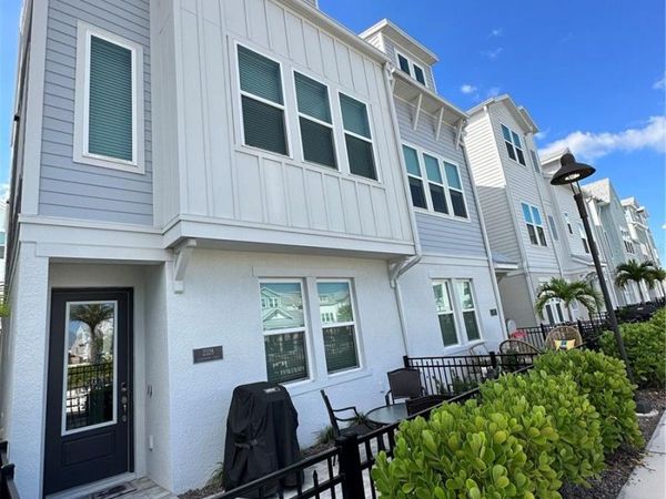 2328 LINDSTROM STREET , SARASOTA, FL 34237
