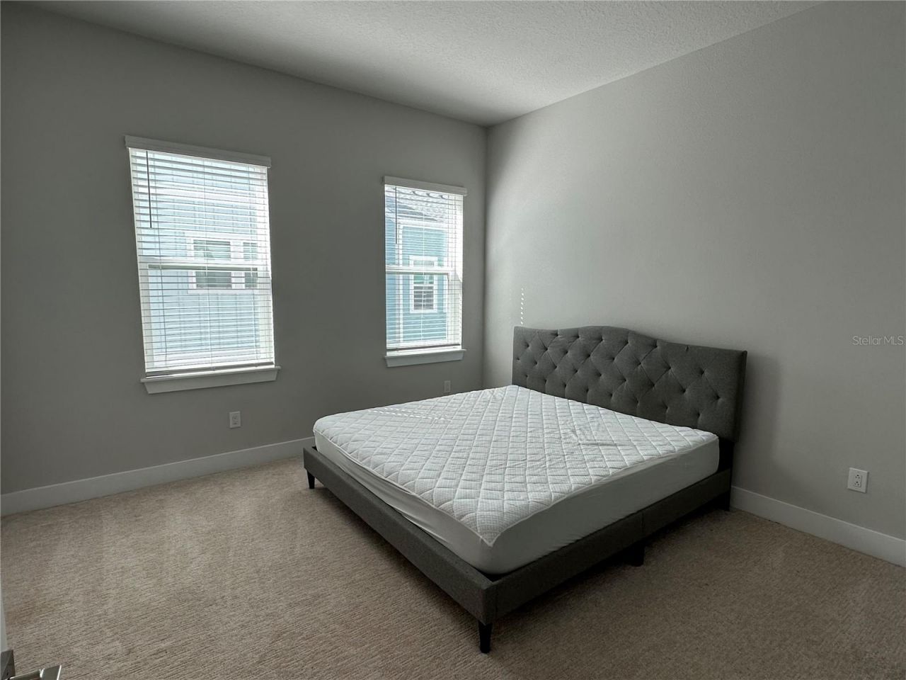 2328 Lindstrom Street , Sarasota, FL 34237 Photo