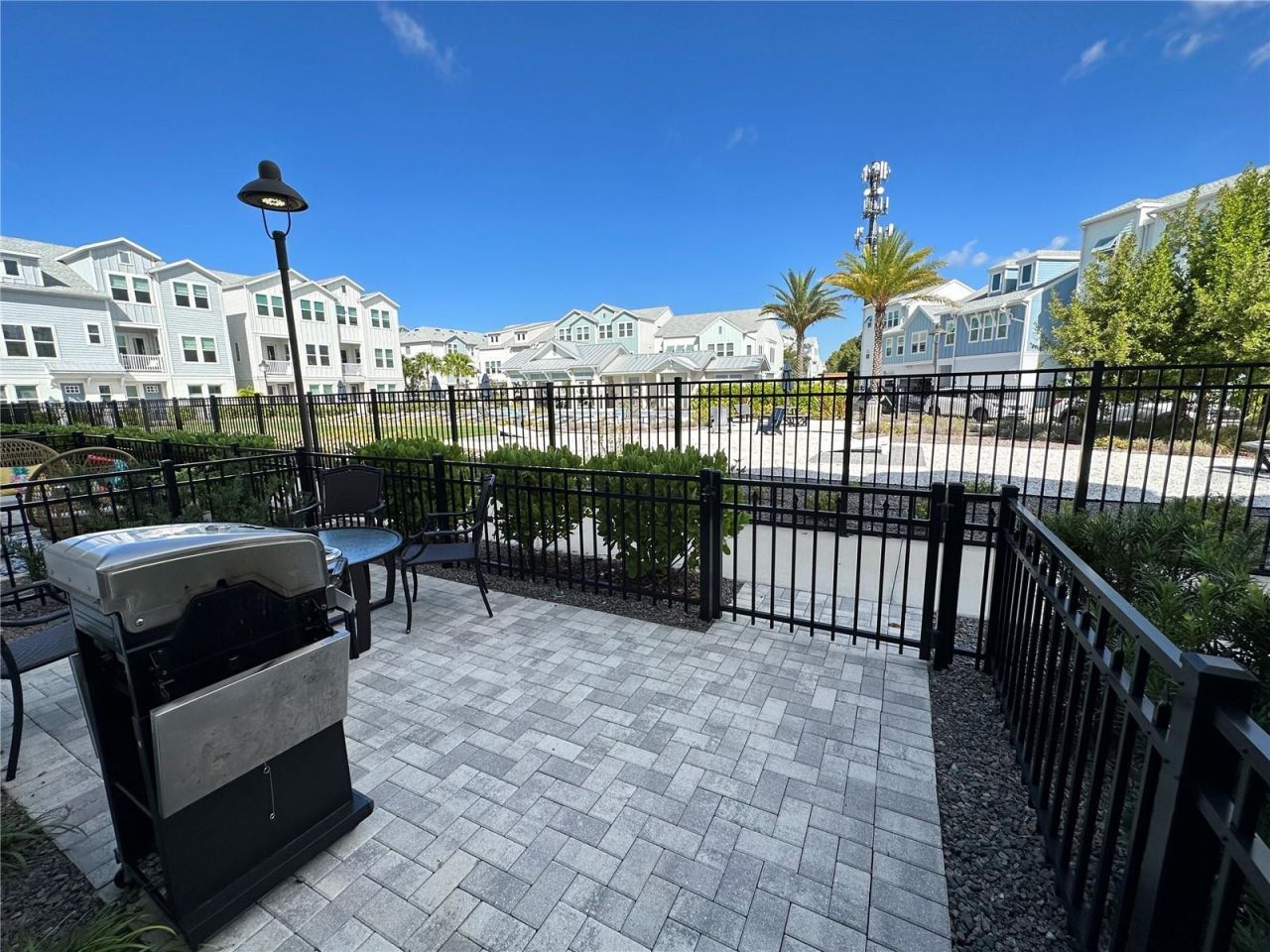 2328 Lindstrom Street , Sarasota, FL 34237 Photo
