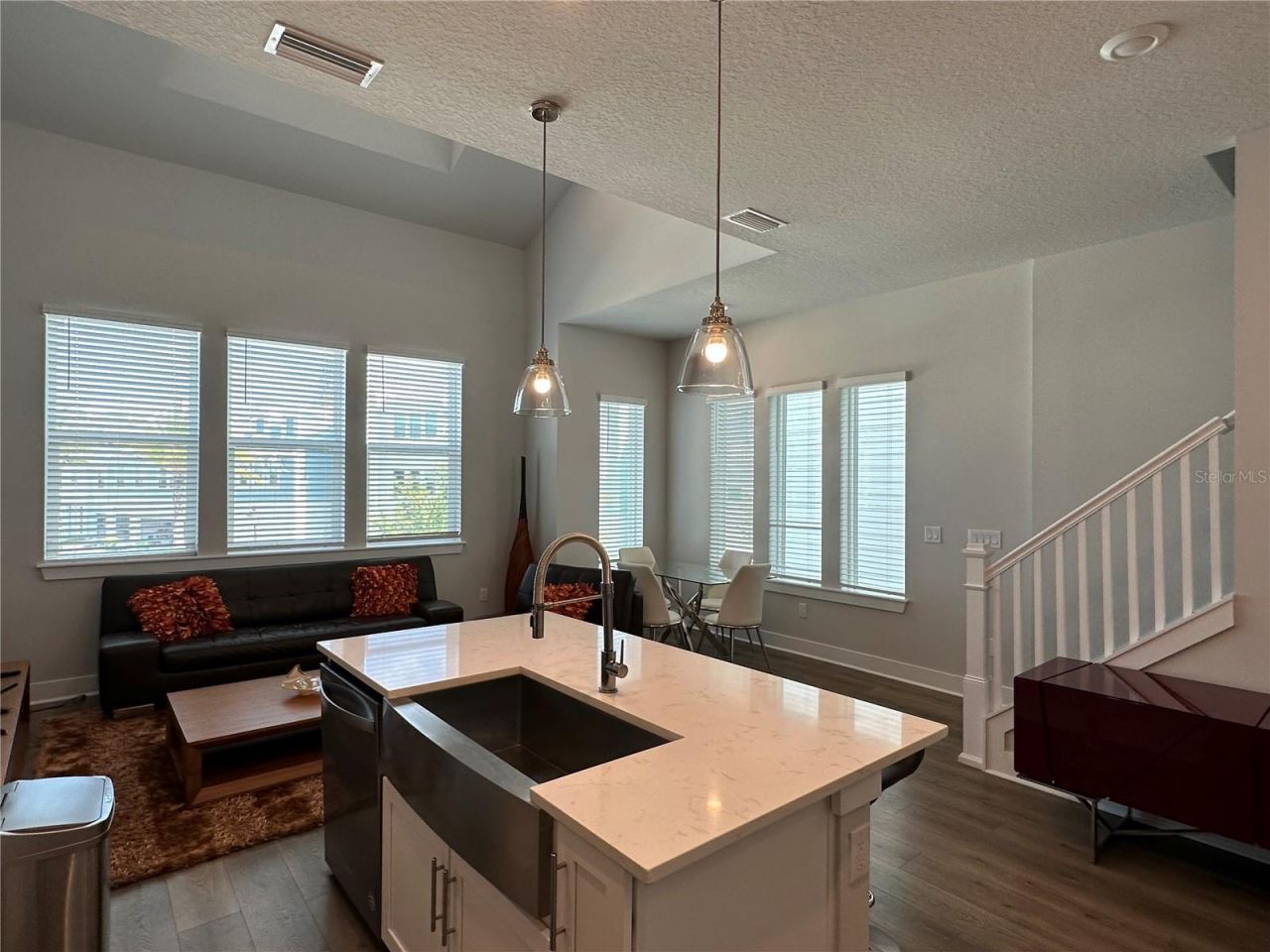 2328 Lindstrom Street , Sarasota, FL 34237 Photo