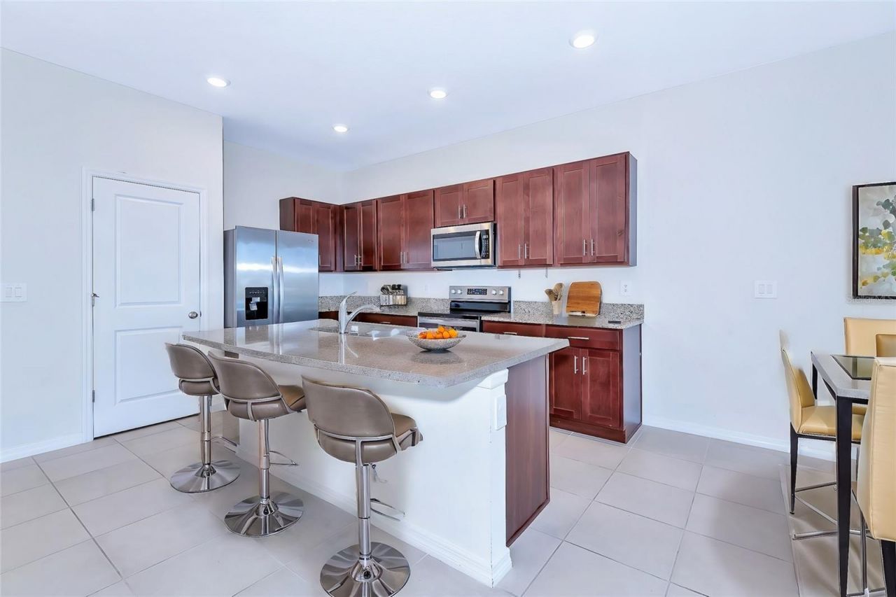 8657 Milestone Drive, Sarasota, FL 34238 Photo