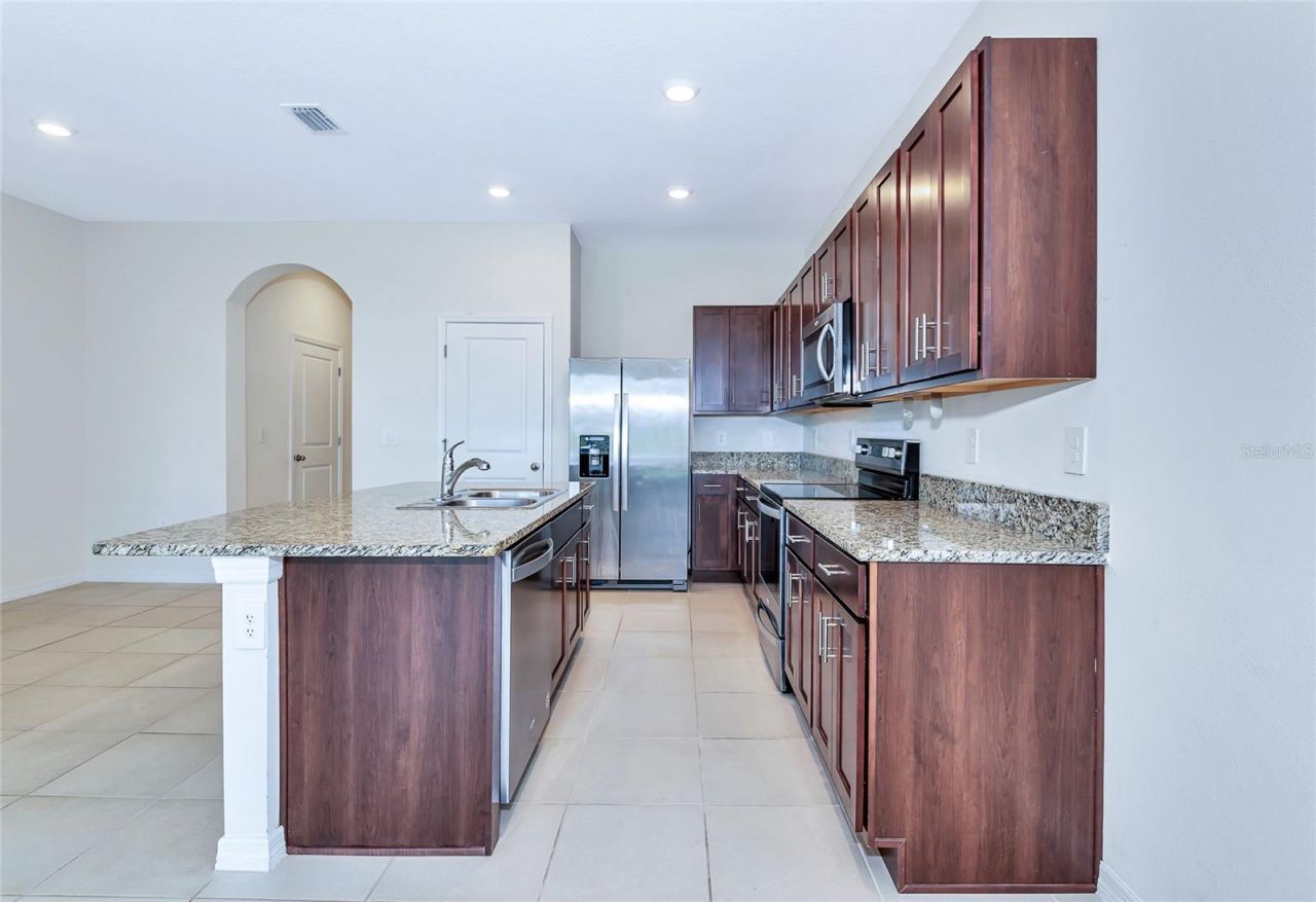 8657 Milestone Drive, Sarasota, FL 34238 Photo