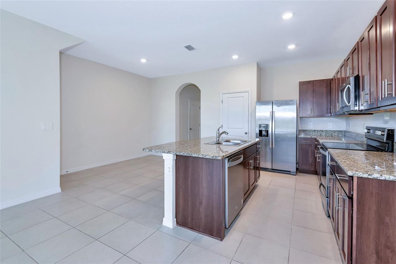 8657 Milestone Drive, Sarasota, FL 34238 Photo