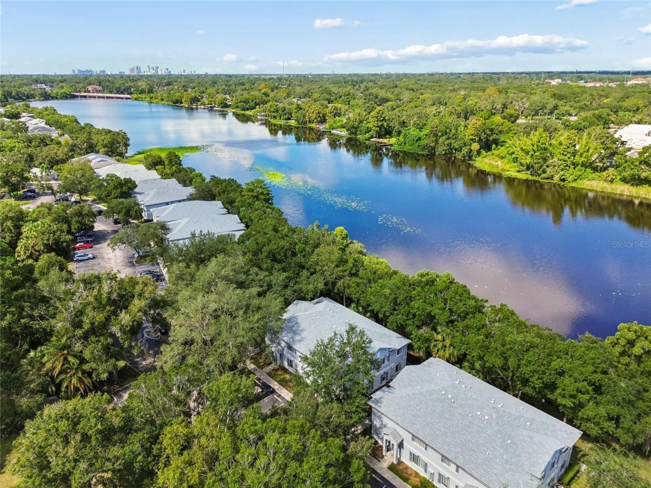 4009 Dolphin Drive, Tampa, FL 33617 Photo