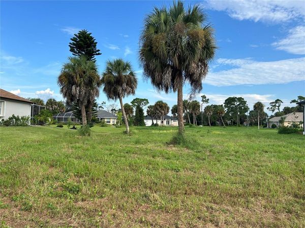 105 MARKER ROAD , ROTONDA WEST, FL 33947