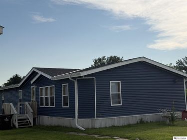 1031 Gordon Drive, Lincoln, NE 68522