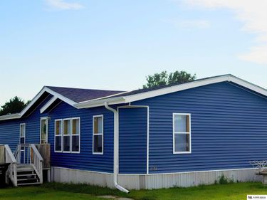 1031 Gordon Drive, Lincoln, NE 68522